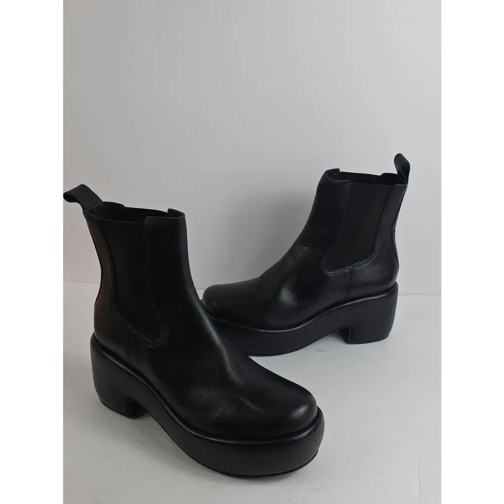 Everlane The Puffa Black Leather Platform Women's Boots